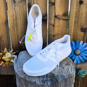 MEN’S ADIDAS CLOUDFOAM RACE. BRAND NEW WITH TAGS, NO BOX.